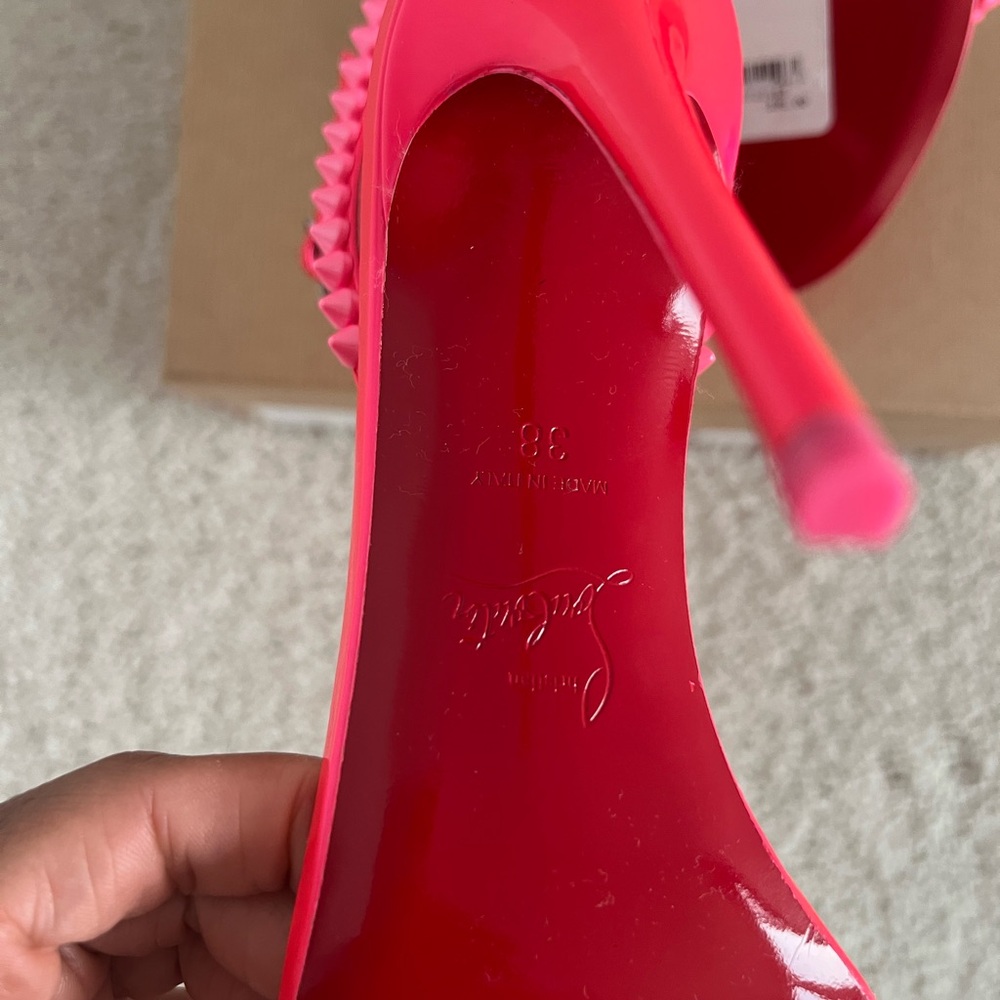 Christian Louboutin So Me 100 Heels - Picture 6 of 7